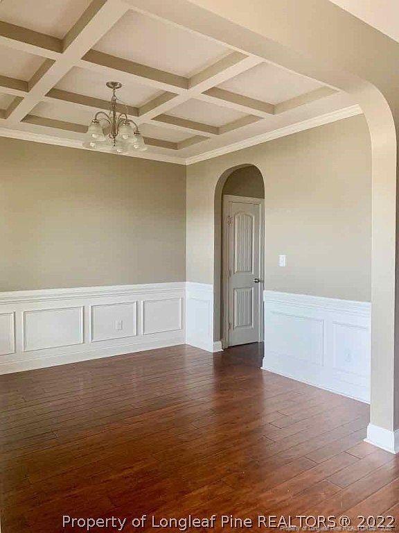 Building Photo - 300 Horse Whisperer Ln