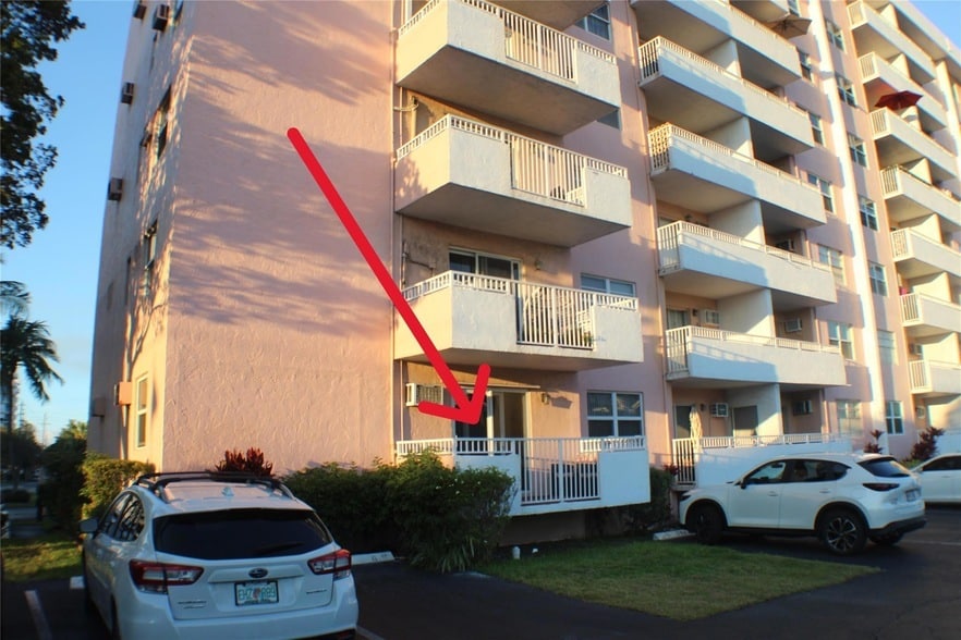 Foto principal - 3201 NE 14th Street Causeway