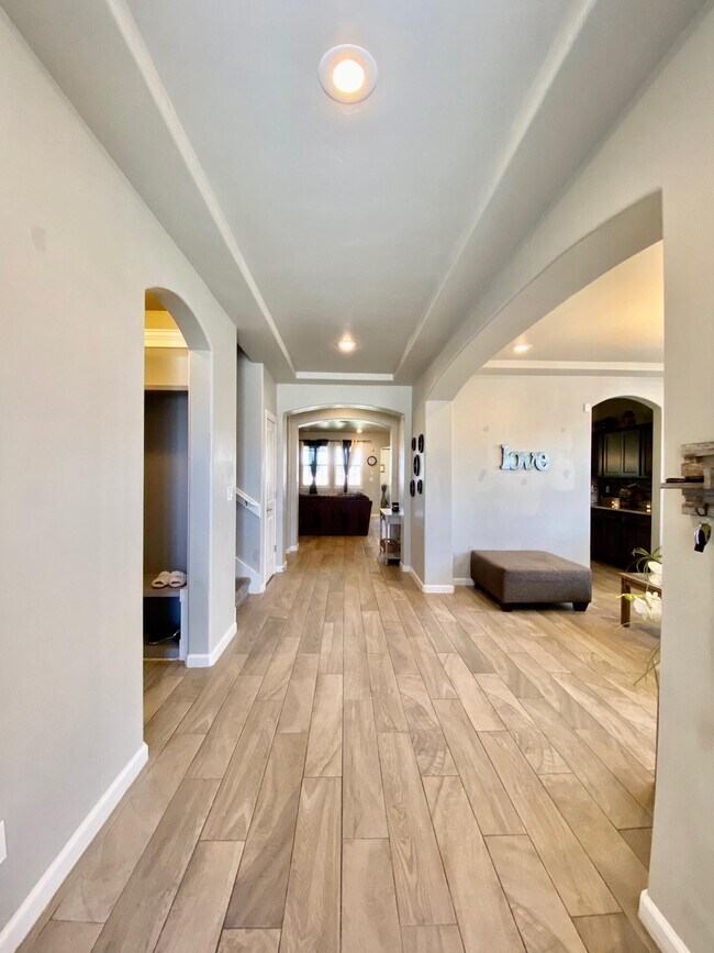 Building Photo - 7848 Enchanted Path Dr
