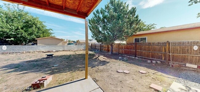 Foto del edificio - 8709 Shone Ave SW