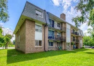 Building Photo - Klotz Apartments