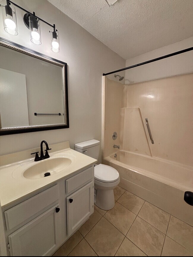 Foto del edificio - Rach townhomes 2 BR 2 Bath with access to ...