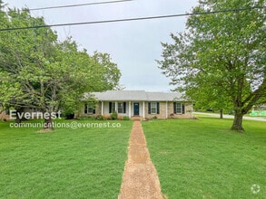 Building Photo - 508 Highland Dr