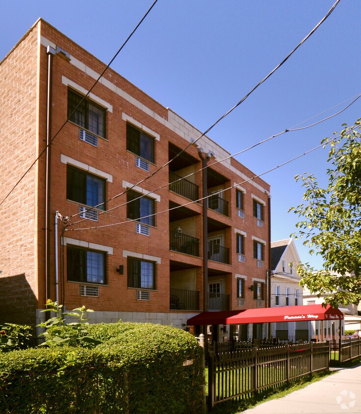 Building Photo - 736-738 E 220th St
