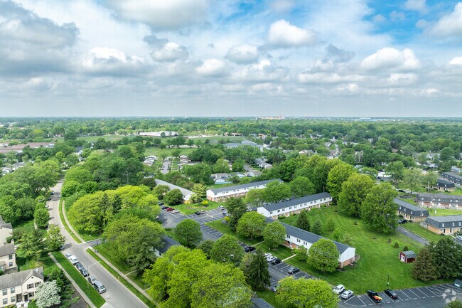 Aerial Photo - 2216 Laurelwood Dr