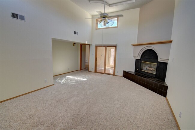 Foto del edificio - 7524 Northridge Ave NE