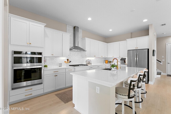 Building Photo - 547 Marquesa Cir