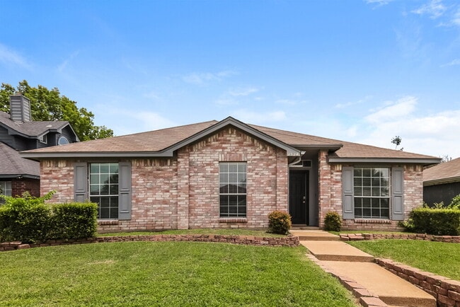 Building Photo - 2524 Park Valley Dr