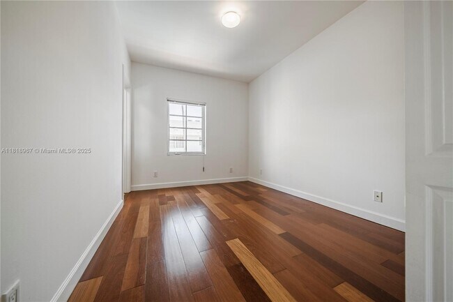 Building Photo - 1508 Pennsylvania Ave