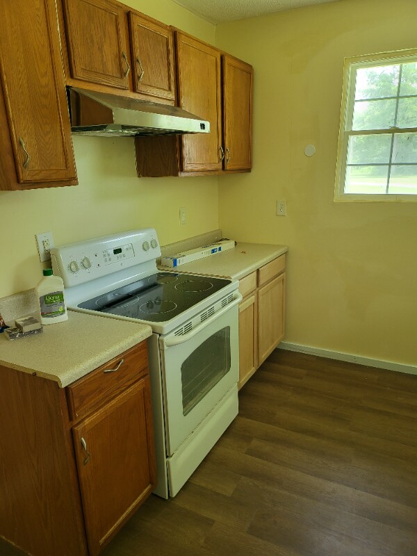 318 Glass St, Waycross, GA 31503 House Rental in Waycross, GA