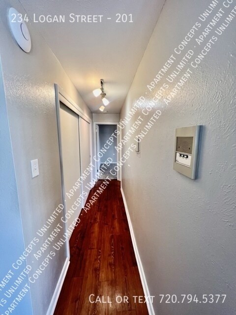 Foto del edificio - 234 Logan St