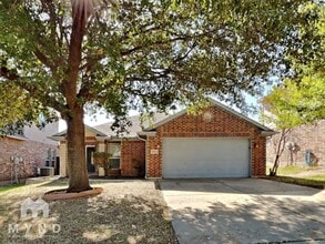 Building Photo - 6513 Sierra Madre Dr