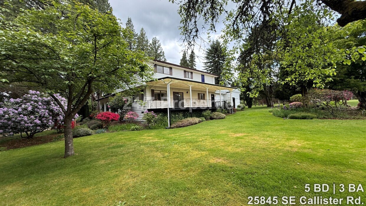 Primary Photo - Sprawling 5 BD | 3 BA with Basement - Gresham