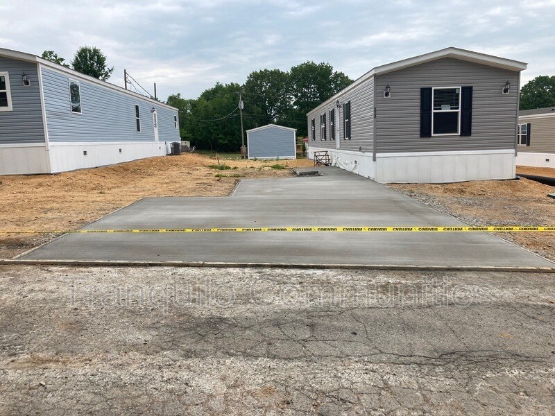 219 Caroline Ln, Dickson, TN 37055 House Rental in Dickson, TN