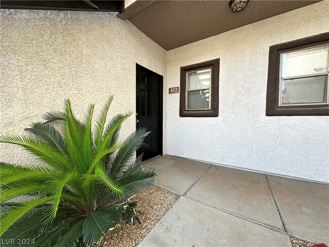 Building Photo - 45 Maleena Mesa St