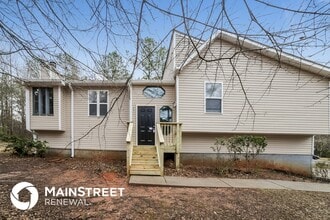 Building Photo - 3017 Fetlock Dr SW