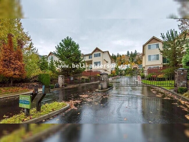 Foto del edificio - 3 Bedroom Renton Townhome Available NOW!