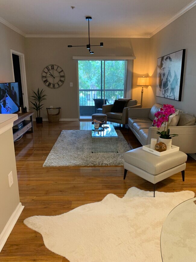 Living Room - 5618 Pinnacle Heights Cir