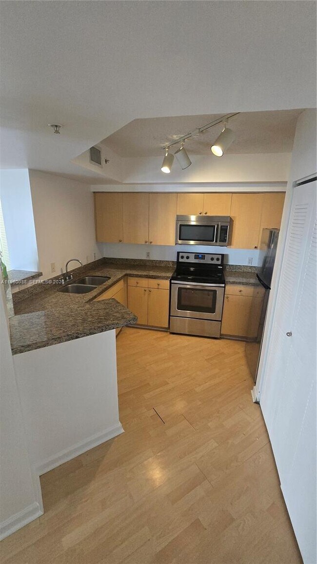 Foto del edificio - 1919 Van Buren St