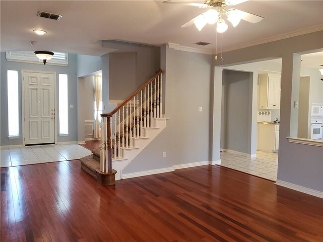 Building Photo - 209 Prism Ln
