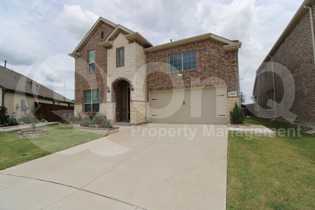 Foto del edificio - 7324 Black Cherry Ln