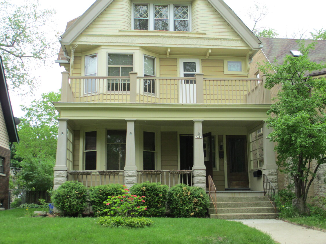 Primary Photo - 2419 E Stratford Ct