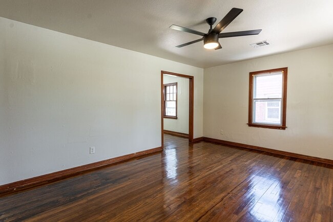 Building Photo - 3 Bedroom Rent to Own Home Available!