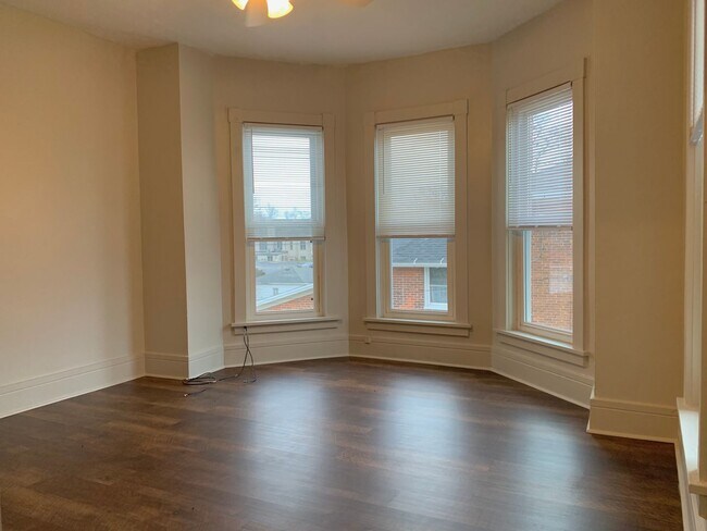 Foto del edificio - 182 Hudson St
