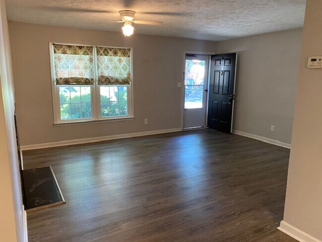 Building Photo - 281B Patriot Lane