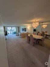 Building Photo - 4725 Lucerne Lakes Blvd E