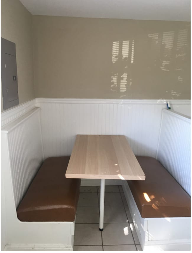 Building Photo - 1127 Park St