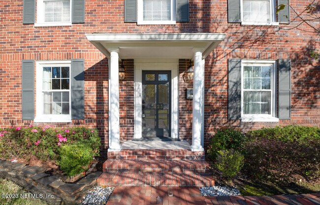 Foto del edificio - 1225 Landon Ave