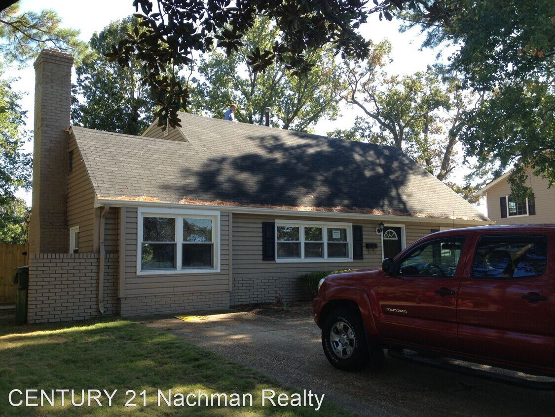 Primary Photo - 4 br, 2 bath House - 714 Round Bay Road