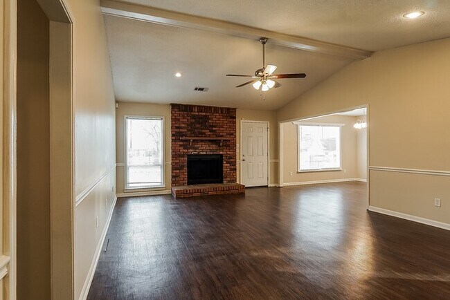 Foto del edificio - Beautiful 3-Bedroom Home in Tuscaloosa, AL