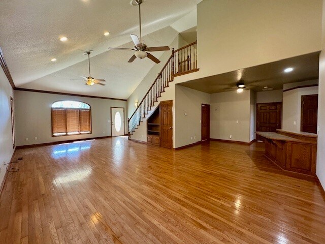 Foto del edificio - 100 Ravenwood Blvd