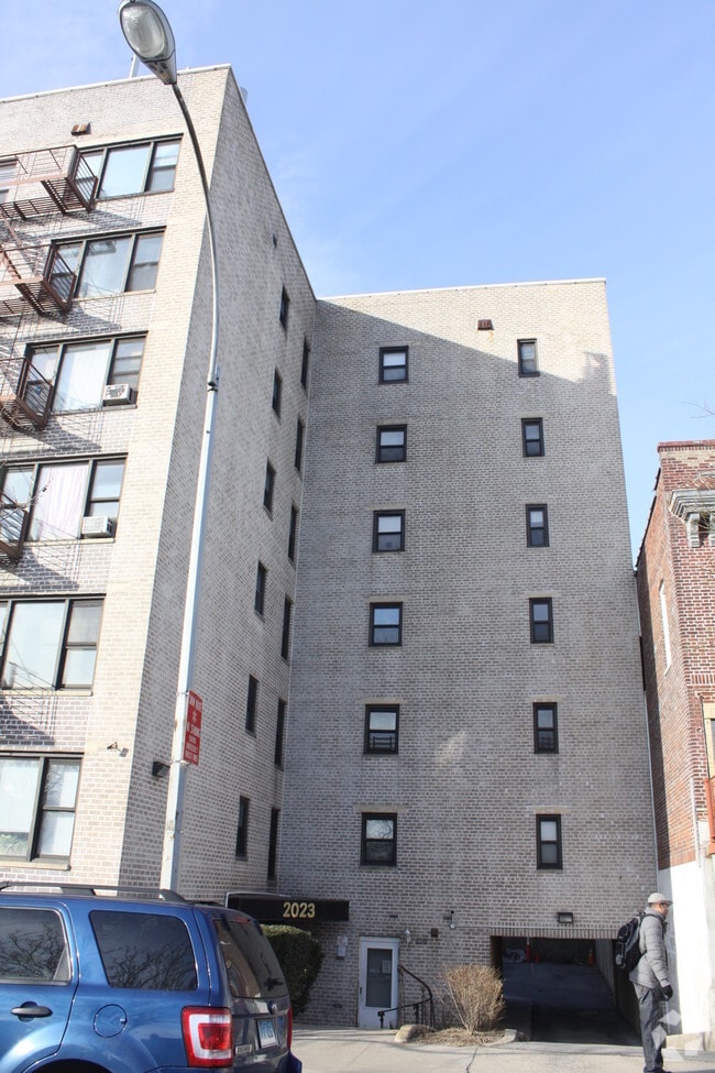 2023 Burr Ave, Bronx, NY 10461 Apartments Bronx, NY