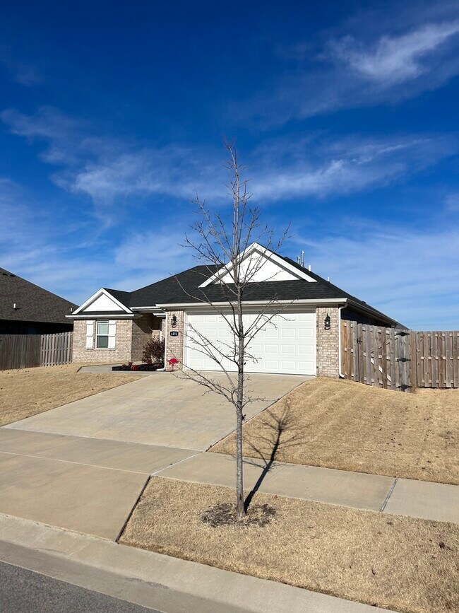 Foto del edificio - 4494 W Havana Ave