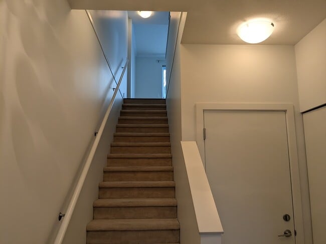 Photo du bâtiment - 2450-161A 161A St