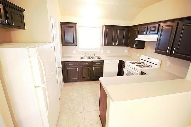 Foto del edificio - 22811 W Fairfax Village Cir