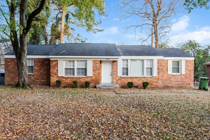 Primary Photo - 4 Bedroom Huntsville Home