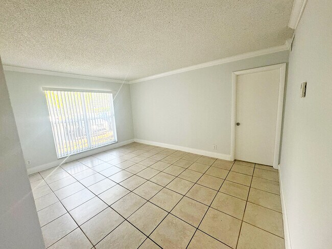 Foto del edificio - 4401 Treehouse Ln