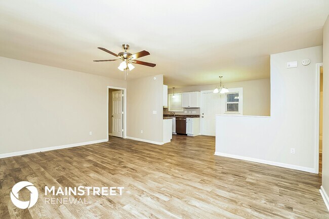 Building Photo - 405 Malibu Canyon Dr