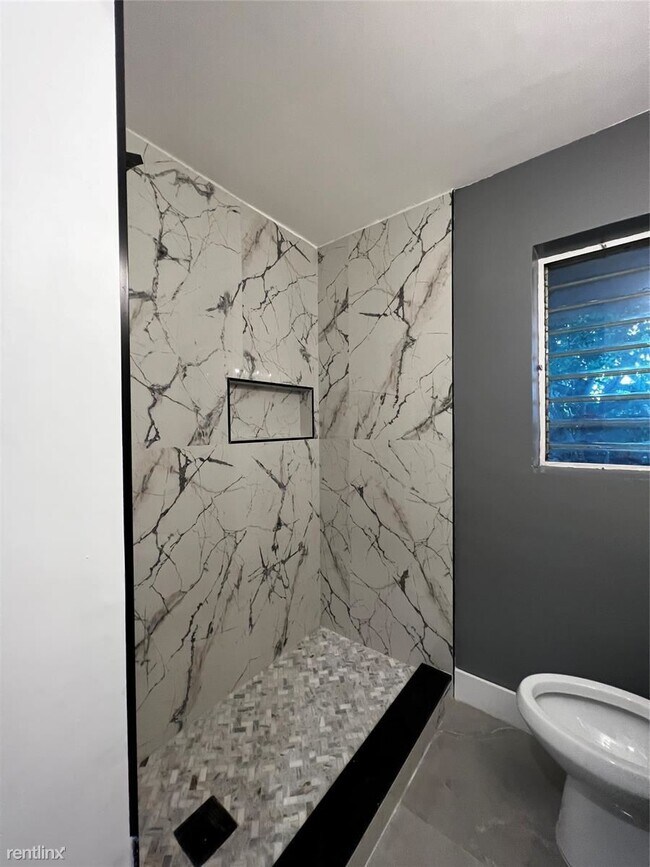 Foto del edificio - 3 br, 2 bath House - 3225 Cleveland St