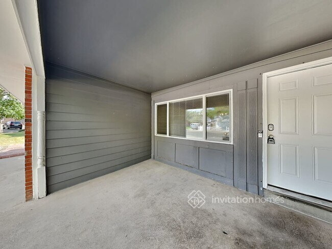 Foto del edificio - 665 Kittredge St