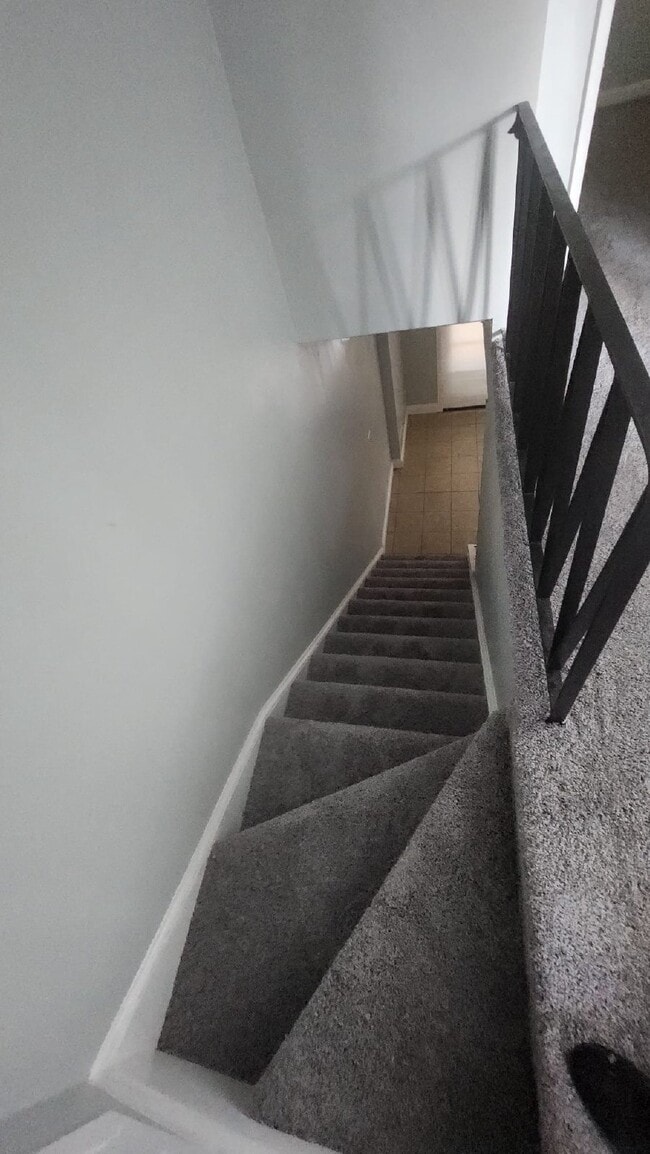 Foto del edificio - "Charming 3-Bed Home with Modern Amenities in Temple Hills - Ideal Location!"