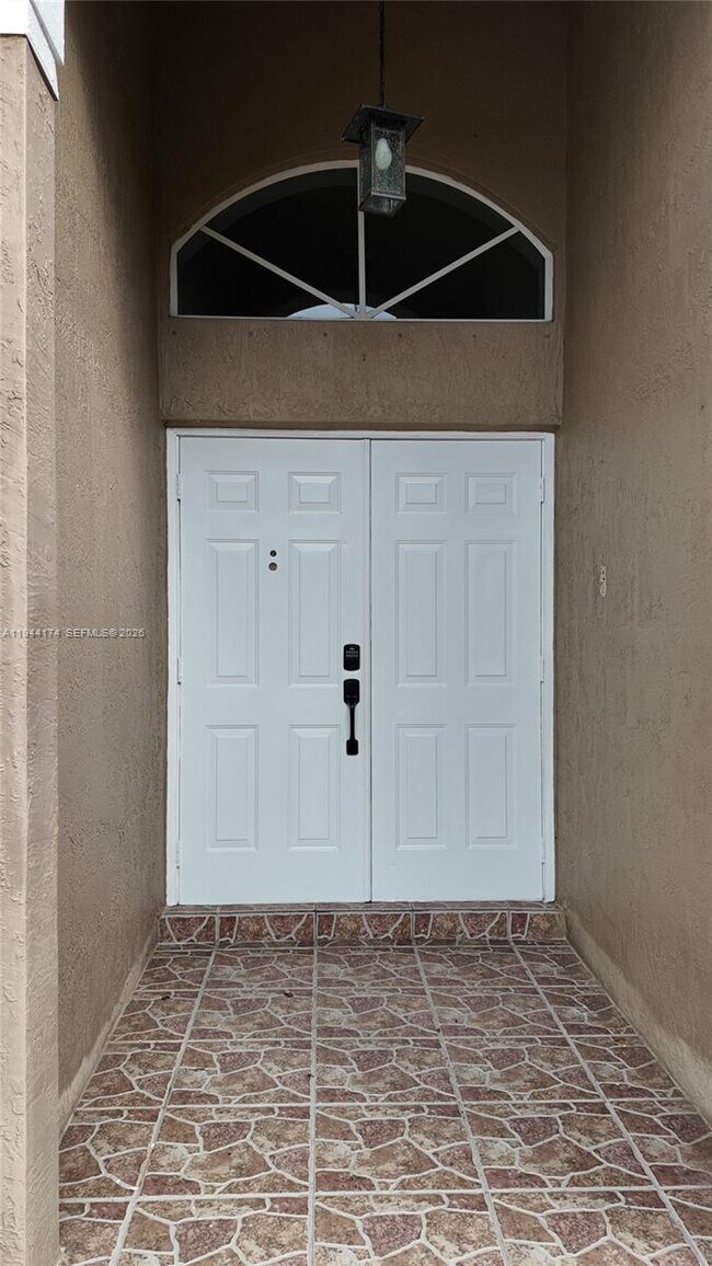 Foto del edificio - 3265 SW 153rd Pl