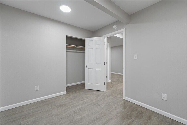 Foto del edificio - Single Family Home For Rent