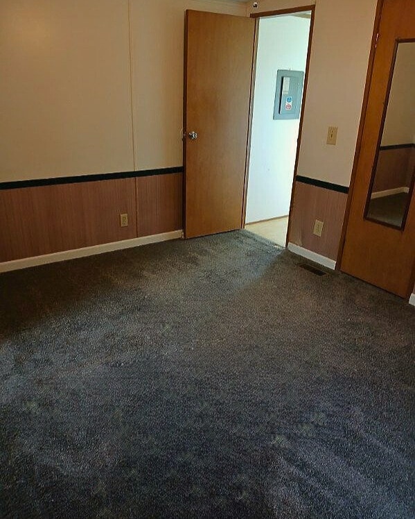 Primary Photo - 905 W 37th Ave