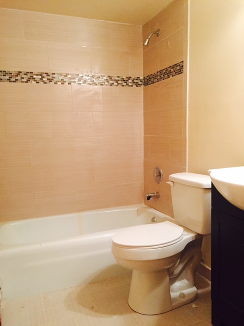 Bathroom #1 - 5358 N Cumberland Ave