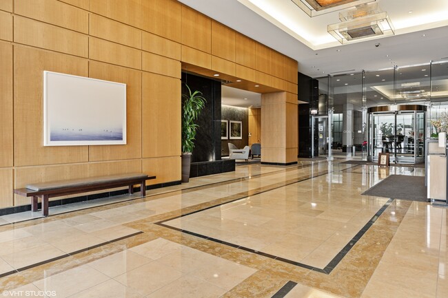 Foto del edificio - 600 N Lake Shore Dr